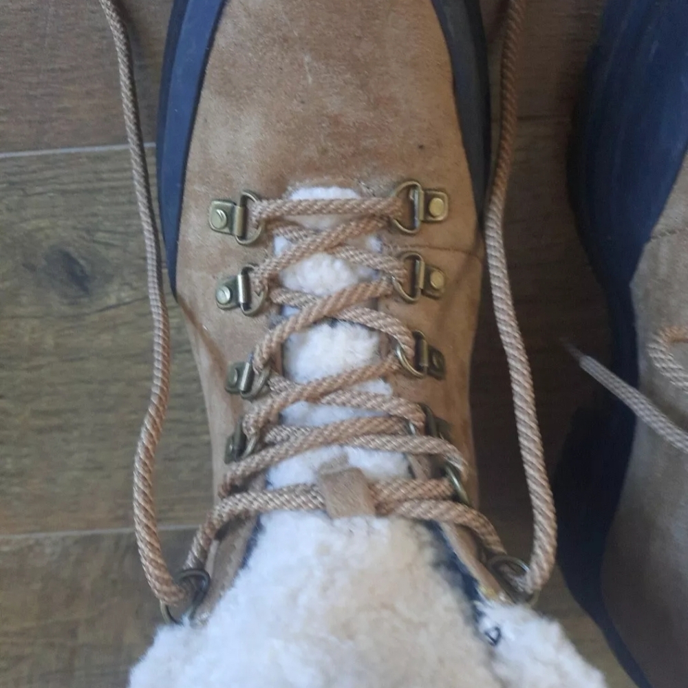 American Eagle High Top Lace Up Boots Women’s Shoes Size 7.5 Tan Black Fur Trim - Picture 6 of 12